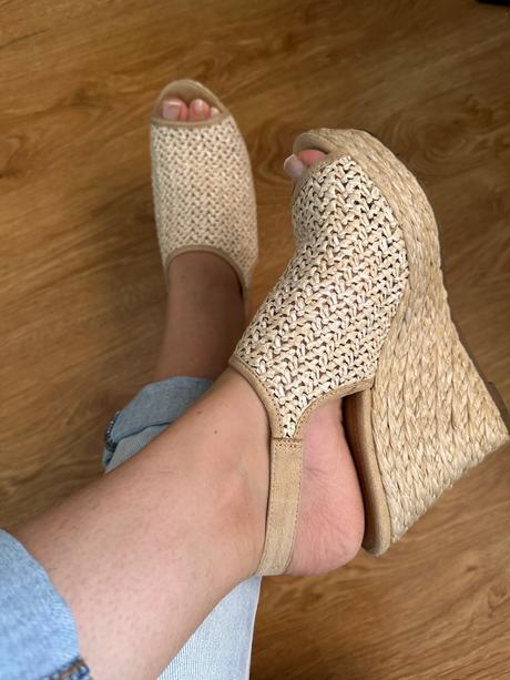 Predám dámske sandále, 38