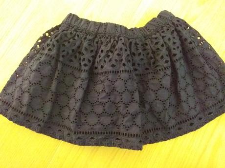 Sukňa s dierkovanou výšivkou, h&m,104