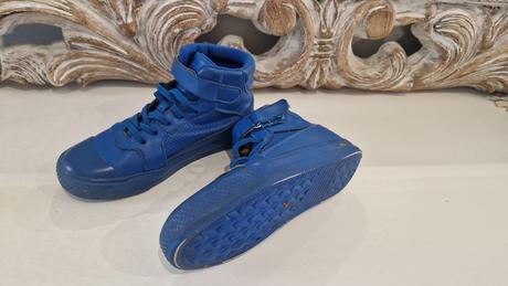 Reserved vyššie tenisky, veľkosť 33, minimum nosen, reserved,33