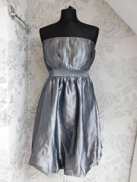 Luxusne slavnostne šaty, 36