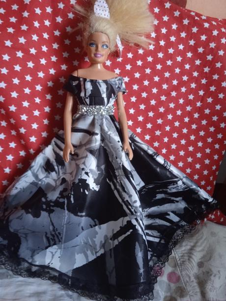 Oblečenie pre babiku typu barbie,