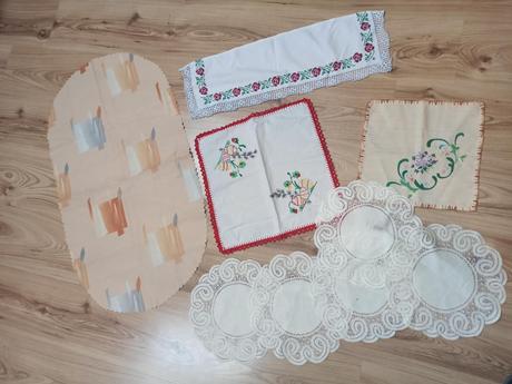 Dečky,obrusy, 