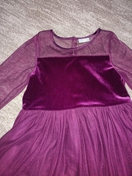 Dievčenské šaty, 134