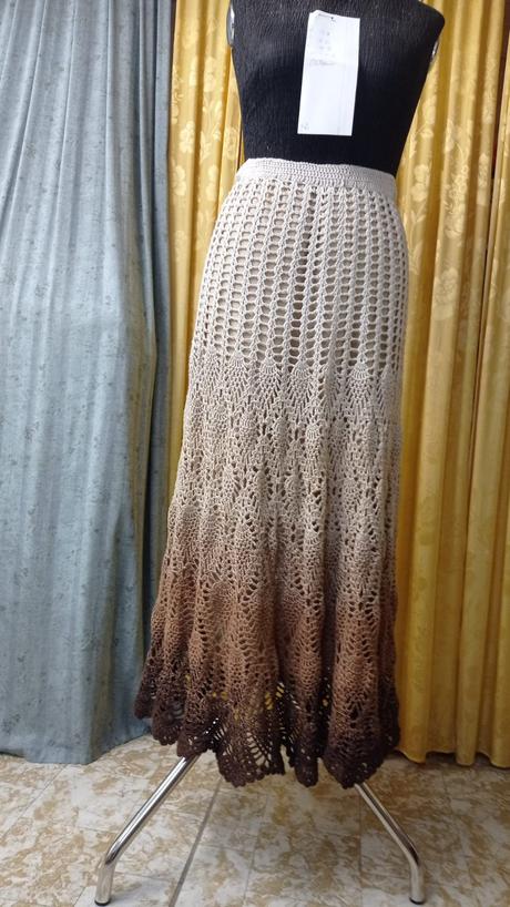 Ručné háčkovana sukňa, 38
