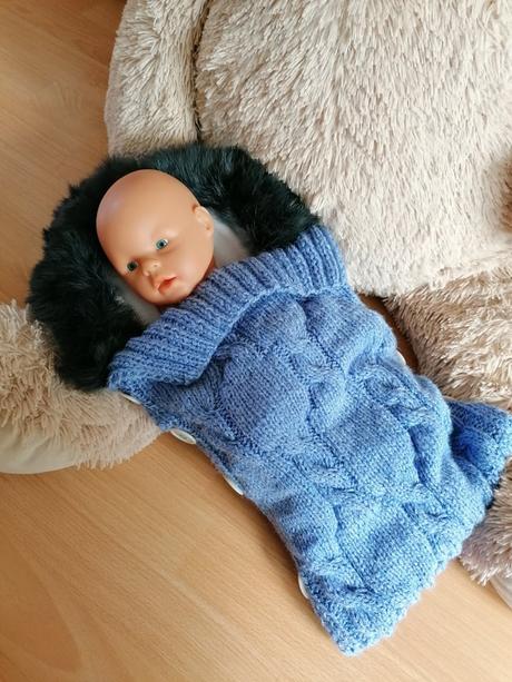 Oblečenie pre bábiku,