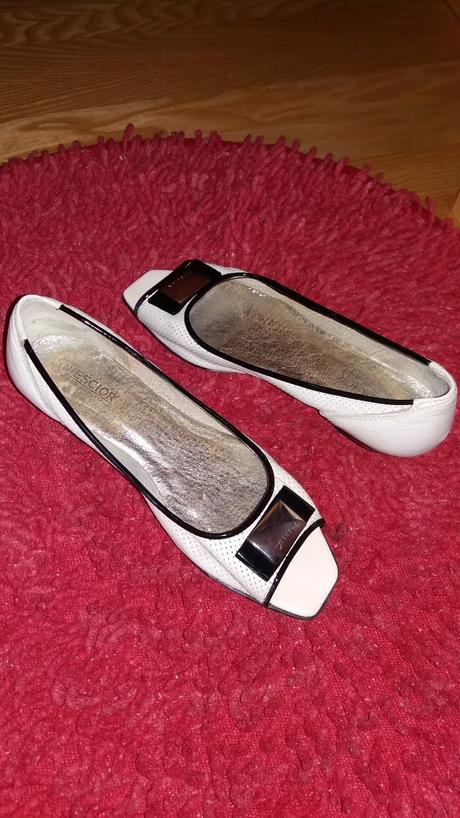 Nescior balerinky, 37