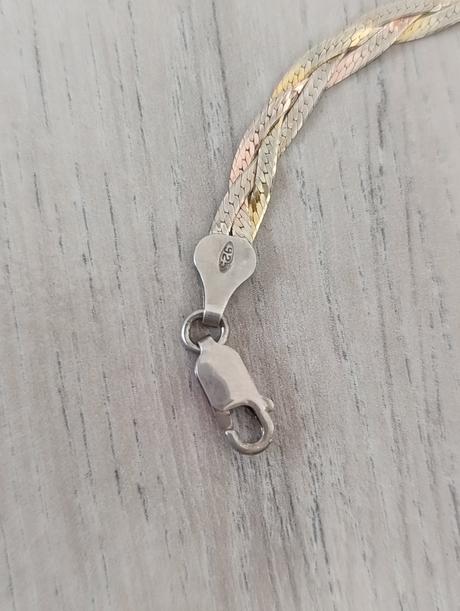 Trojfarebná strieborná retiazka, 