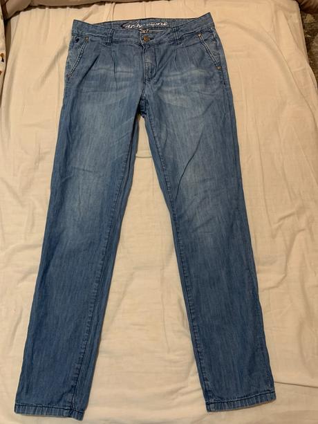 Nohavice, esprit,38
