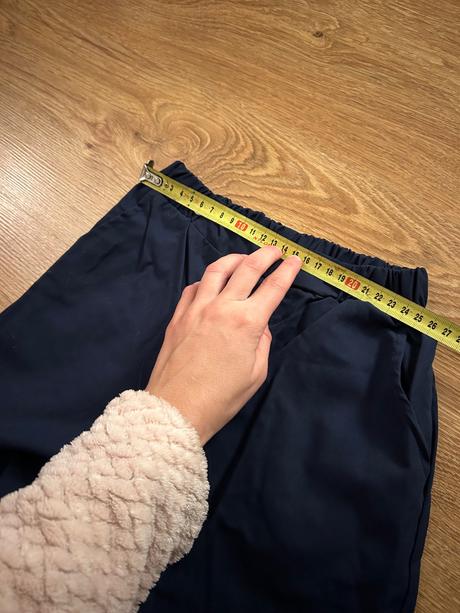 Slavnostne oblecenie, 128