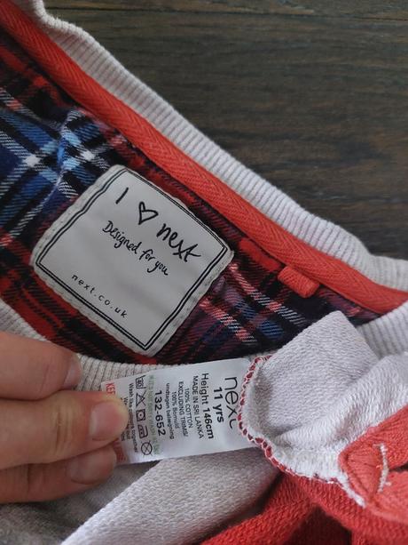 Nádherná mikinka, next,146