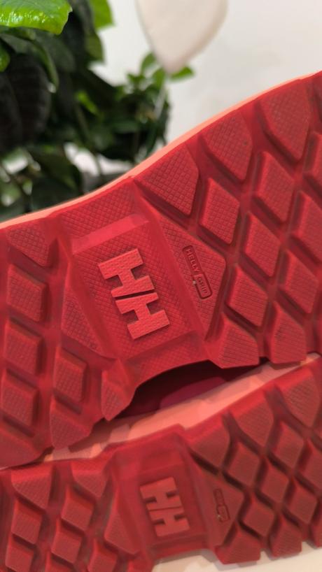 Helly hansen 32, 32