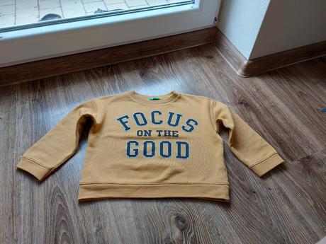 Krásna dievčenská mikina značky benetton, benetton,104