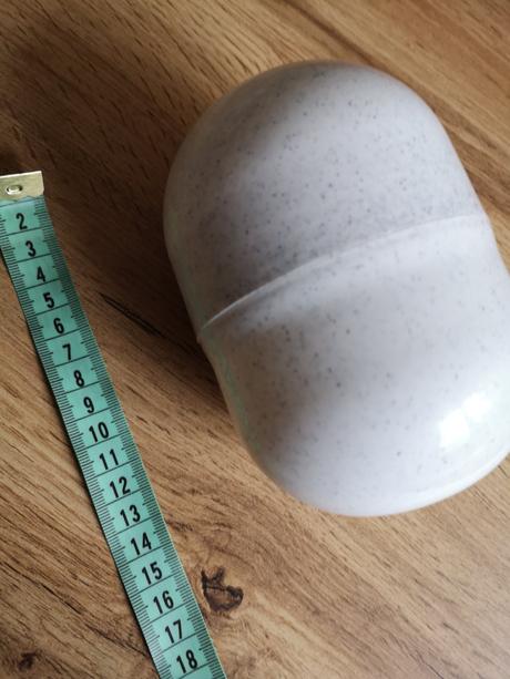 Dinosaurus jurassic world so svietiacimi klami, 