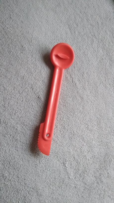 Nôž krájač na citrusy ako nový škrabka, 