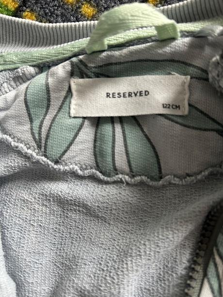 Súprava, reserved,122