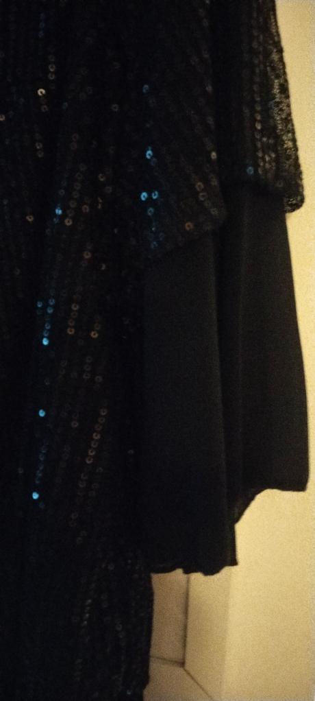 Blúzka elegantná čierna, l