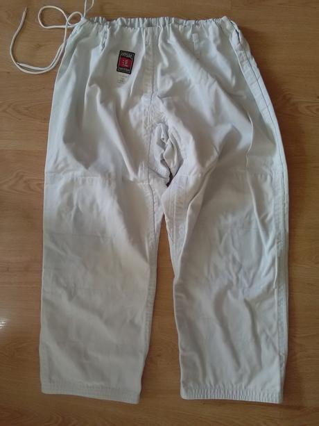 Kimono nohavice, 182