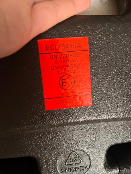 Kvalitná autosedačka zn. mama kiddies, 