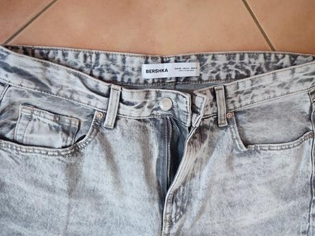 Pánske rifle, bershka,40