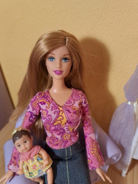 Barbie play all day nursery gift set, 