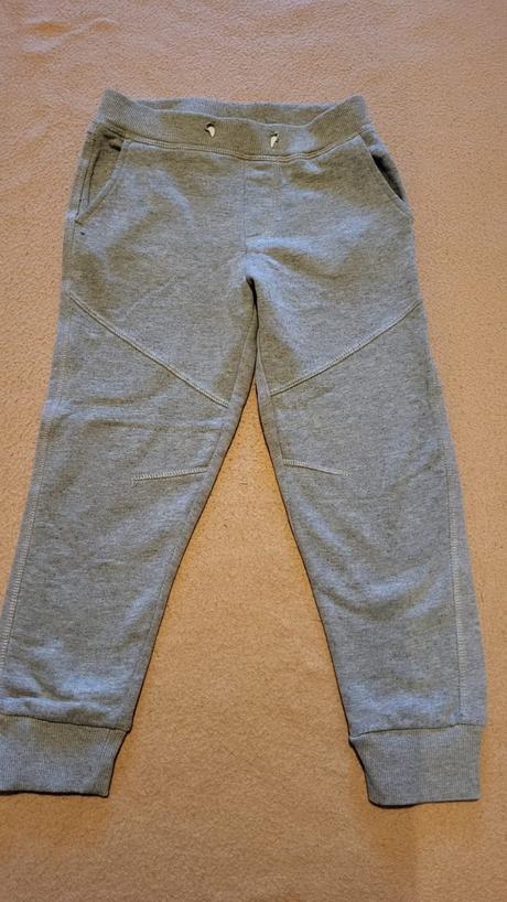 Tepláky velk. 110/116, lupilu,110