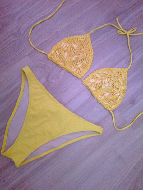 Dvojdielne vyšperkované plavky, 36