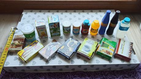 Box plný hračiek a stolička v 1, tučniak, 