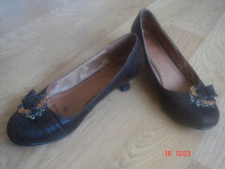 Hnede nizke lodicky s brosnou - dizajn popraskanej, 39