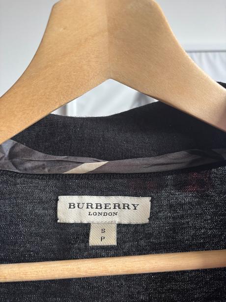 Burberry luxusný vlnený svetrík, burberry,s