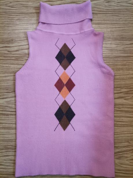 Rolák bez rukávov, 38