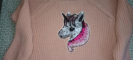 Ružový sveter s jednorožcom, 164