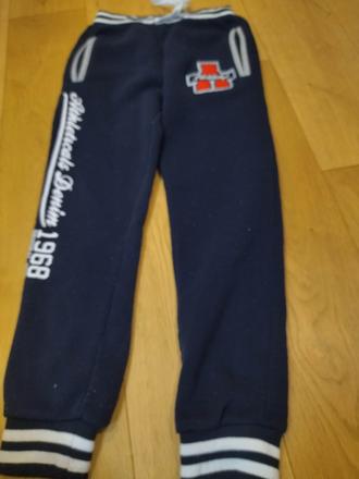 Hrubšie tepláky, 140