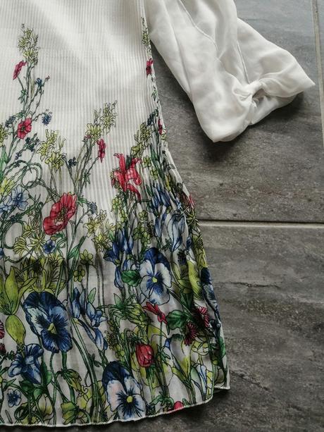 Jemné biele kvetované šaty lindex vs, lindex,s