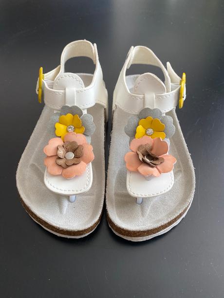 Dievčenské sandálky, 29