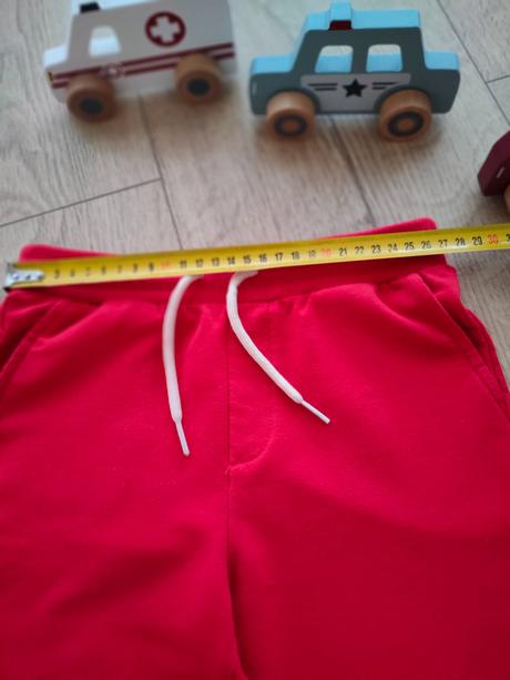 Červené teplákové kraťasy mayoral, veľ. 116, mayoral,116