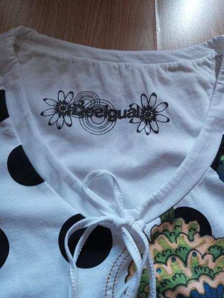 Damske tricko., desigual,m