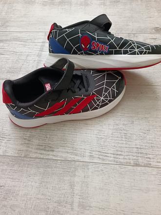 Tenisky na suchý zips, adidas,39