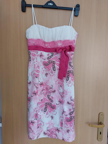 Spolocenske saty, 40