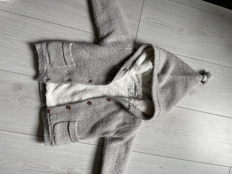 Predam zateplený svetrik kozusinkou, 86