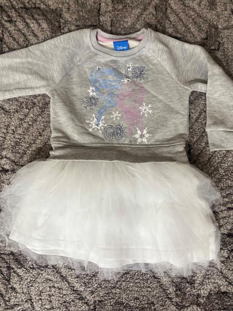 Mikinka spojená so sukničkou, disney,86