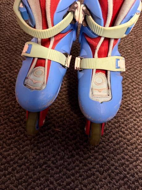 Nastavitelne kolieskové korcule, 28