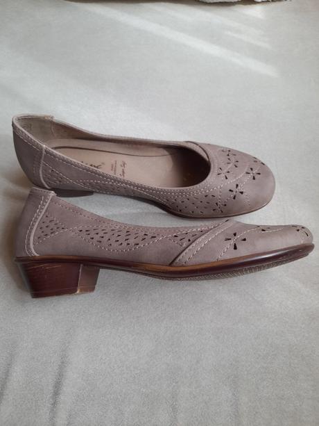 Bežové poltopánky, 38