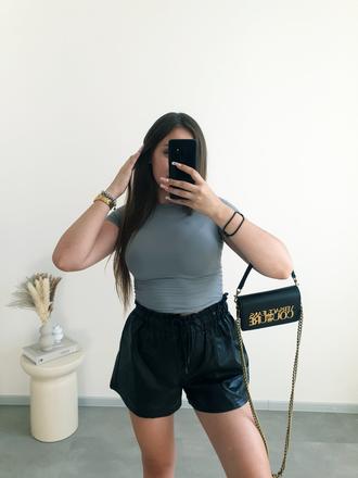 Koženkové kraťasy m, m