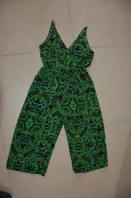 Overal zelený, 34