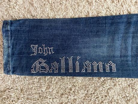 Rifle john galliano, 128