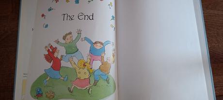 Kniha the nursery collection,