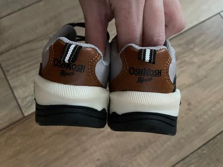 Štýlové tenisky, 20