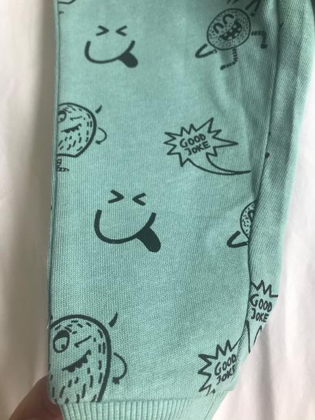 Nove reseved tepláky 86 mint, reserved,86