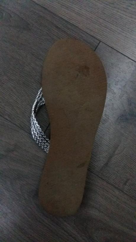 Strieborné žabky, 41