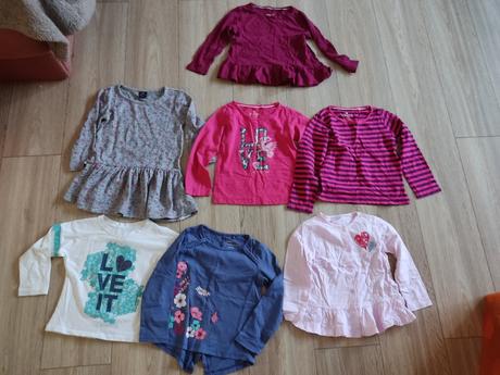 Balík tričiek a šiat, 86–98